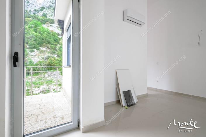 Image No.12-3 Bed Apartment for sale