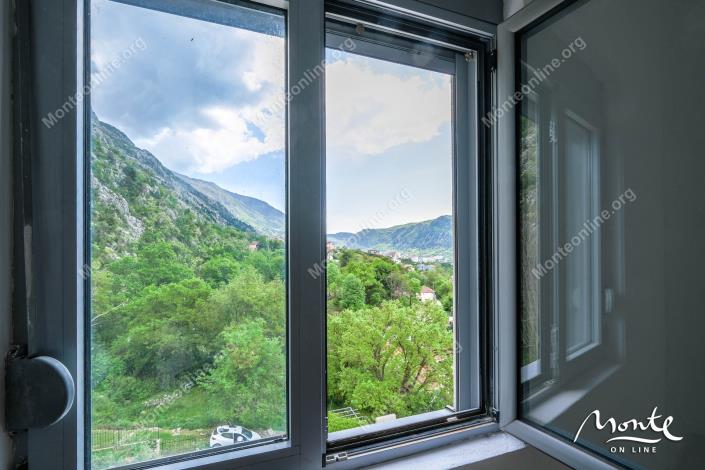 Image No.21-3 Bed Apartment for sale