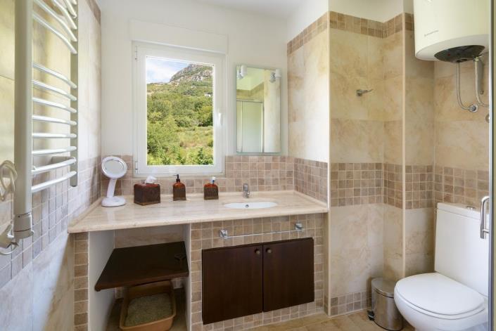 Image No.9-5 Bed Villa for sale