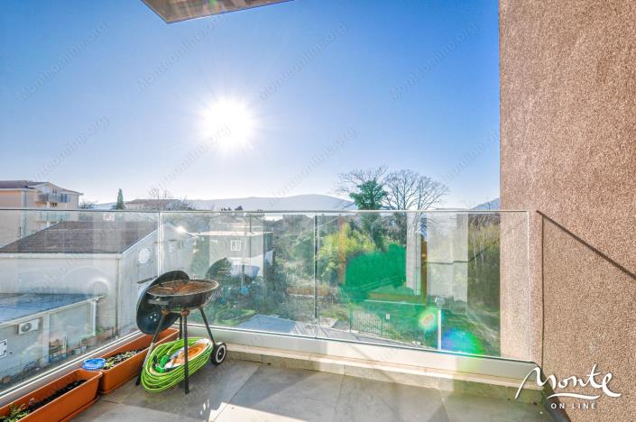 Image No.2-2 Bed Flat for sale