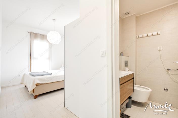 Image No.5-2 Bed Flat for sale