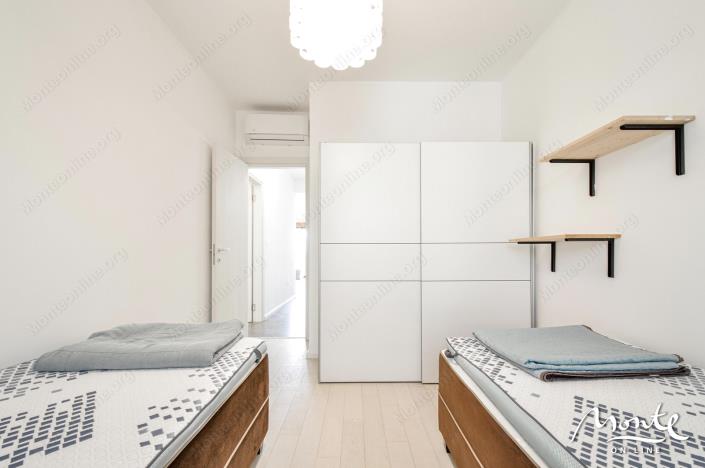 Image No.10-2 Bed Flat for sale