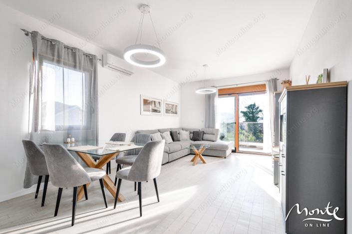 Image No.12-2 Bed Flat for sale