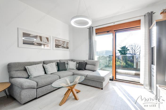 Image No.15-2 Bed Flat for sale