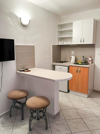 Image No.8-19 Bed Hotel for sale