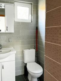 otel-s-panoramnymi-vidami-v-petrovcze_06