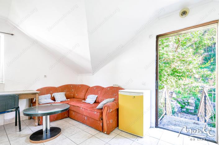 Image No.4-Maison de 4 chambres à vendre à Tivat