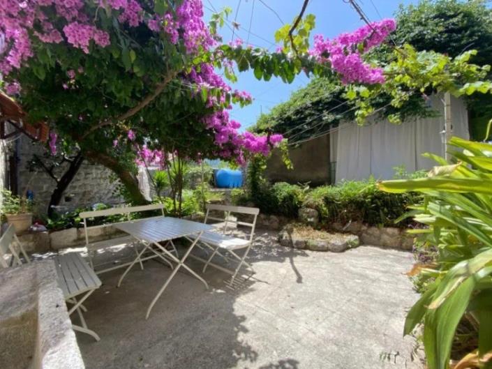 Image No.13-3 Bed House for sale