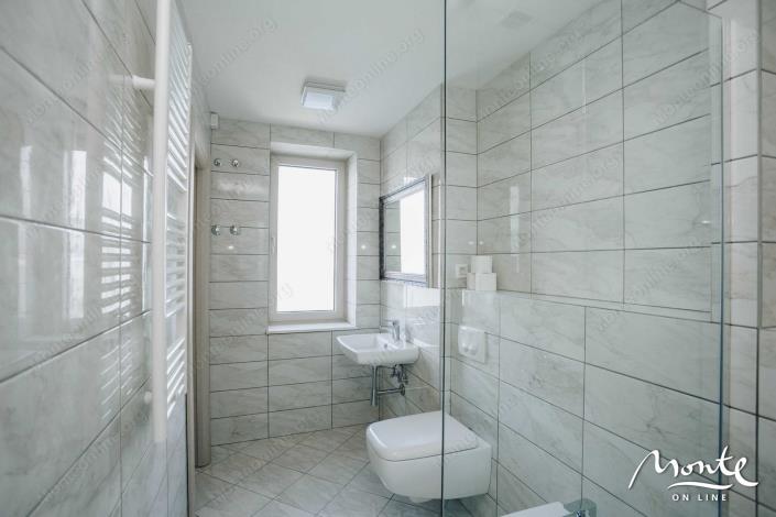 Image No.10-Villa de 4 chambres à vendre à Tivat