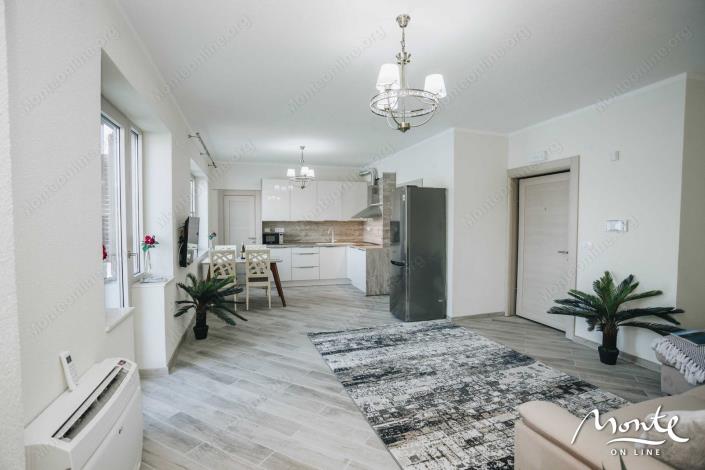 Image No.19-Villa de 4 chambres à vendre à Tivat