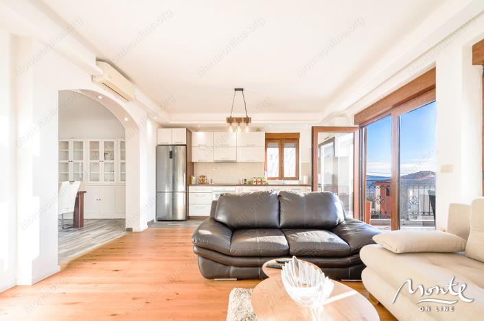 Image No.8-Maison de 3 chambres à vendre à Tivat