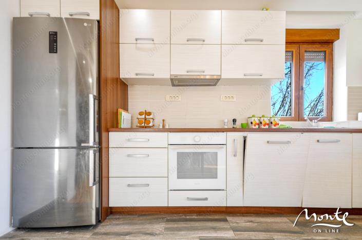 Image No.11-Maison de 3 chambres à vendre à Tivat