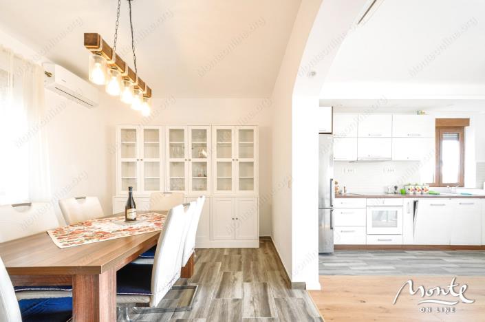 Image No.14-Maison de 3 chambres à vendre à Tivat