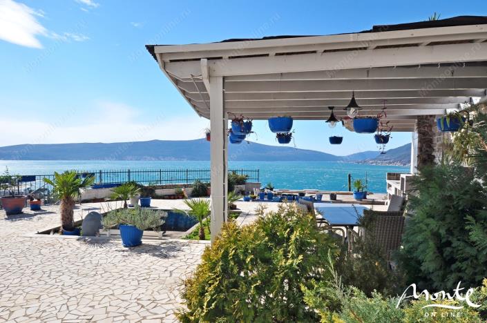 Image No.2-Villa de 4 chambres à vendre à Tivat