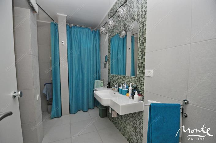 Image No.40-Villa de 4 chambres à vendre à Tivat