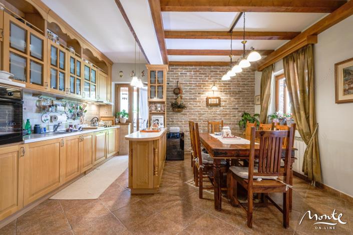 Image No.20-4 Bed Villa for sale