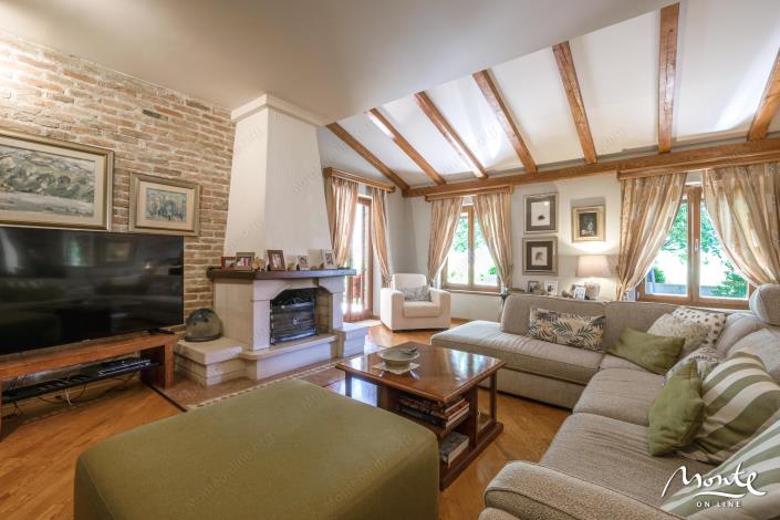 Image No.25-4 Bed Villa for sale