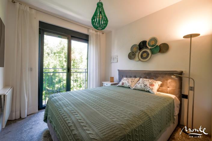 Image No.17-3 Bed Flat for sale