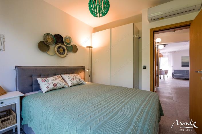 Image No.18-3 Bed Flat for sale