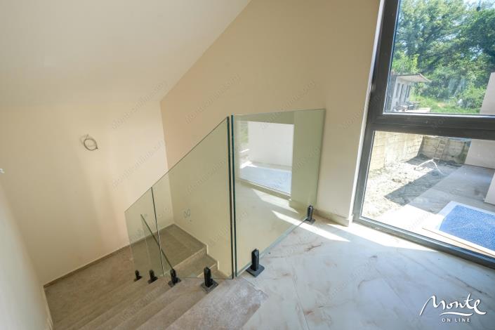 Image No.11-4 Bed Villa for sale