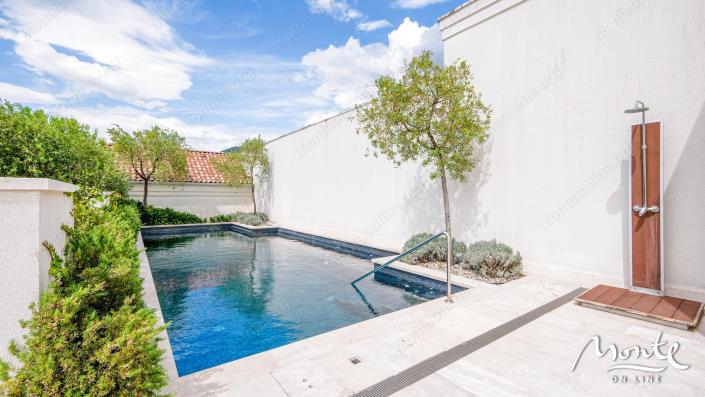 Image No.30-Appartement de 2 chambres à vendre à Tivat