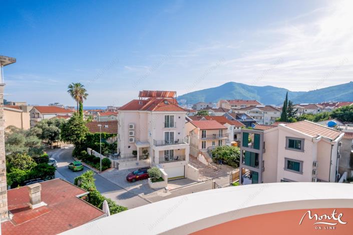 Image No.32-Un hôtel de 33 chambres à vendre à Budva