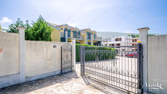 Image No.36-4 Bed Townhouse for sale