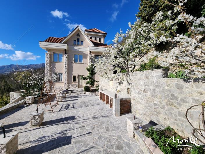 Image No.12-Villa de 6 chambres à vendre à Sveti Stefan