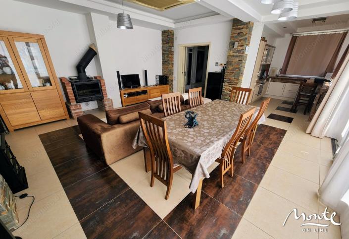 Image No.25-Villa de 6 chambres à vendre à Sveti Stefan