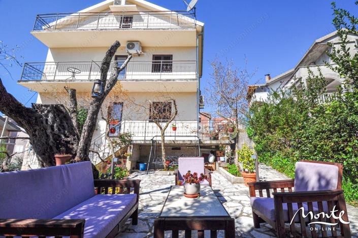 Image No.9-Maison de 11 chambres à vendre à Tivat