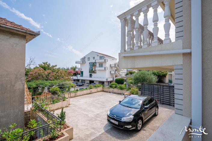 Image No.6-Maison de 5 chambres à vendre à Bijela