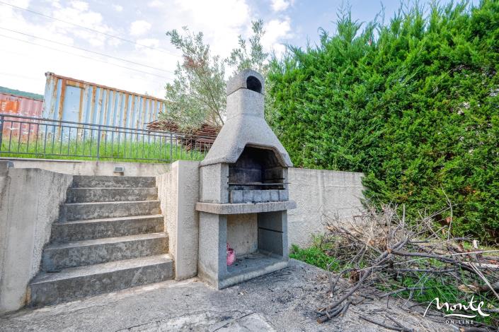 Image No.5-Maison de 5 chambres à vendre à Bijela