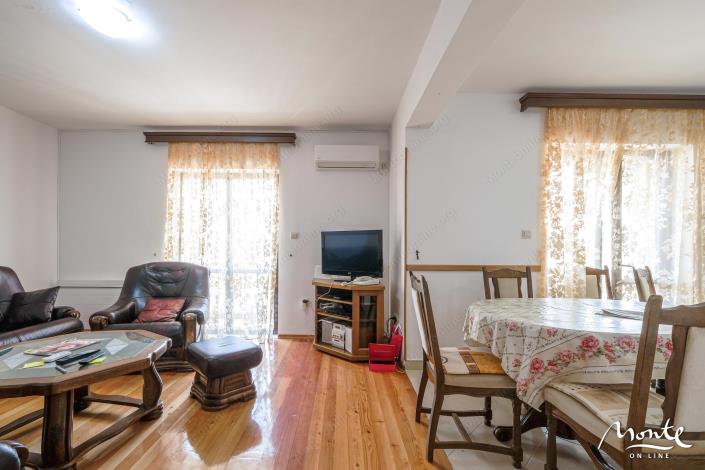 Image No.13-Maison de 5 chambres à vendre à Bijela