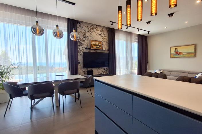 Image No.2-Villa de 4 chambres à vendre à Herceg Novi