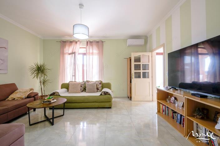 Image No.11-4 Bed House for sale