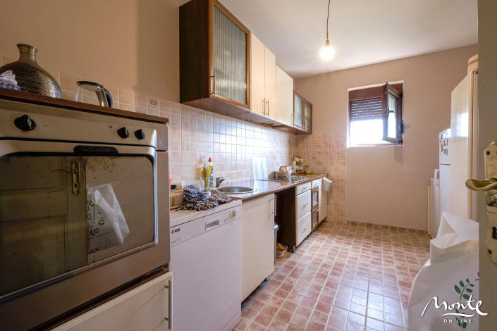 Image No.16-4 Bed House for sale