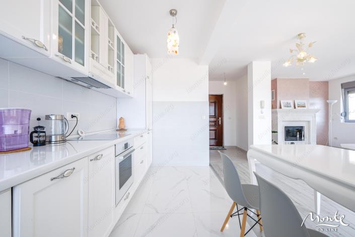 Image No.8-Penthouse de 3 chambres à vendre à Tivat