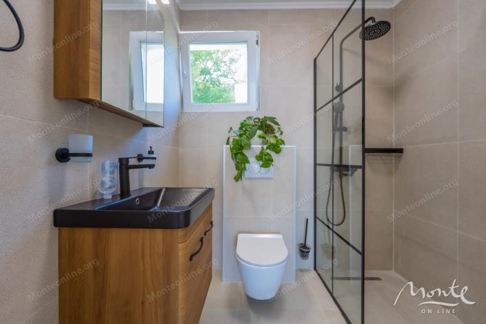 Image No.25-Villa de 6 chambres à vendre à Budva