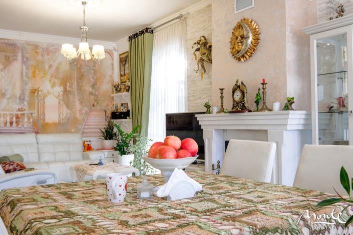 Image No.7-2 Bed Flat for sale