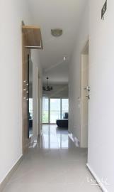 svetlaya-kvartira-u-morya-v-risane-vid-v-kotoryj-vlyublyaeshsya_11