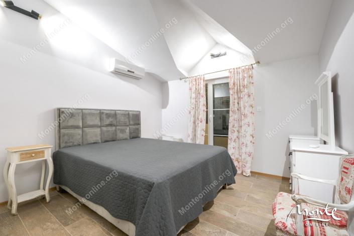 Image No.26-Maison de 5 chambres à vendre à Tivat