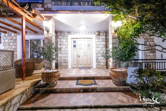 Image No.39-Maison de 5 chambres à vendre à Tivat