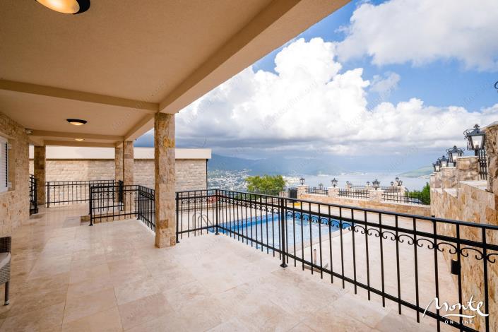 Image No.5-Villa de 3 chambres à vendre à Herceg Novi