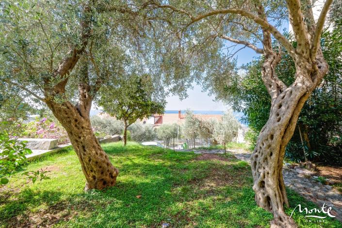 Image No.5-Maison de 8 chambres à vendre à Sveti Stefan