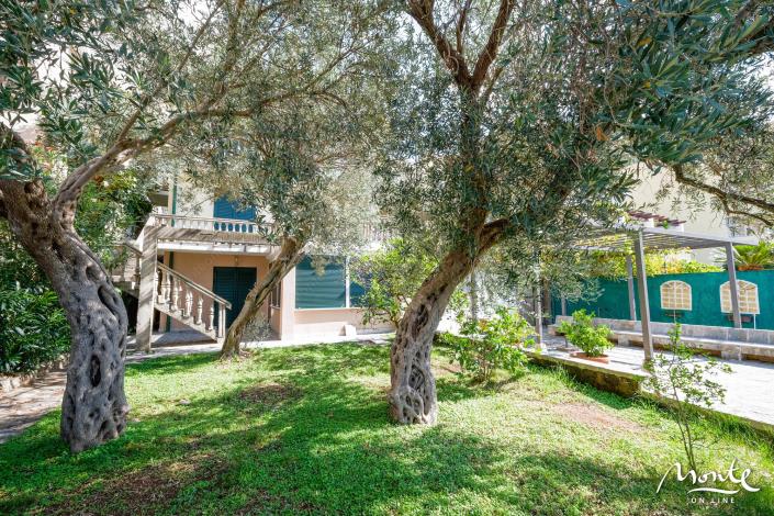 Image No.7-Maison de 8 chambres à vendre à Sveti Stefan