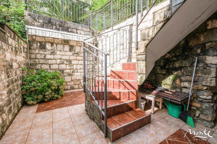 Image No.13-3 Bed Townhouse for sale