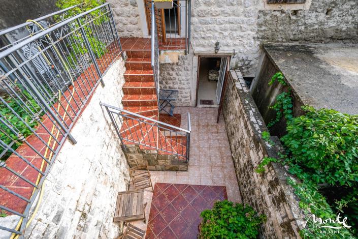 Image No.18-3 Bed Townhouse for sale