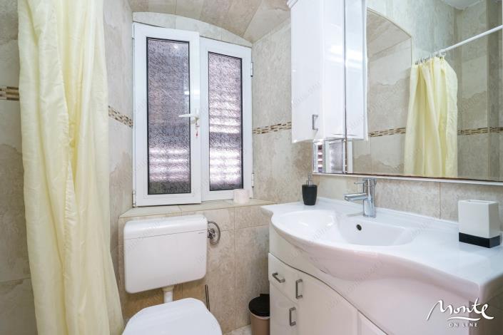 Image No.23-3 Bed Townhouse for sale