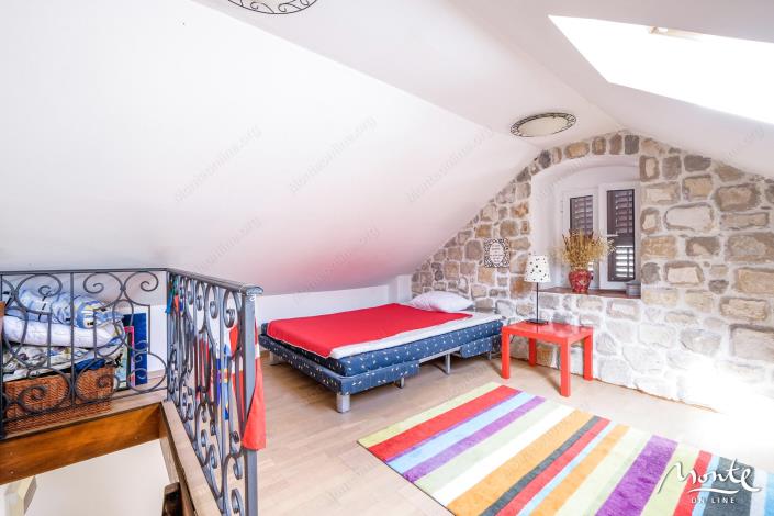 Image No.28-3 Bed Townhouse for sale