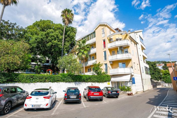 Image No.18-1 Bed Flat for sale